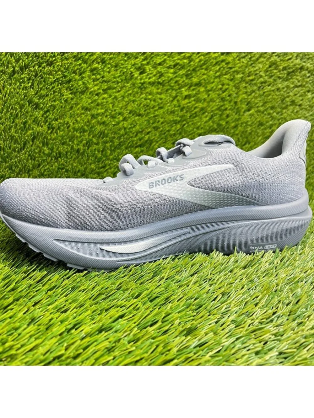 Brooks Ghost 17 Mens Size 8.5EE Gray Athletic Running Walking Shoes Sneakers